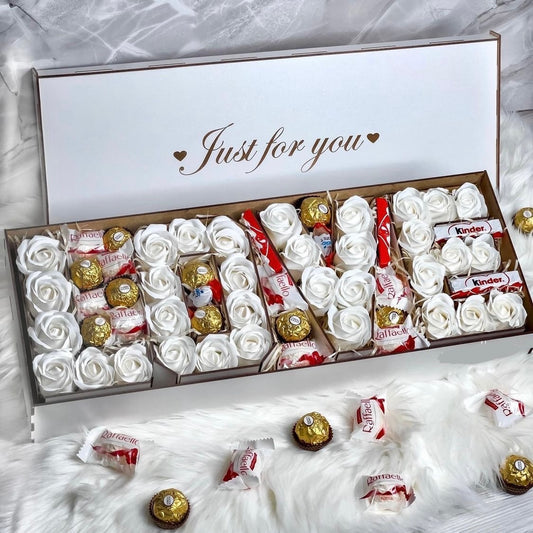 Large ‘Love’ Box 50 cm
