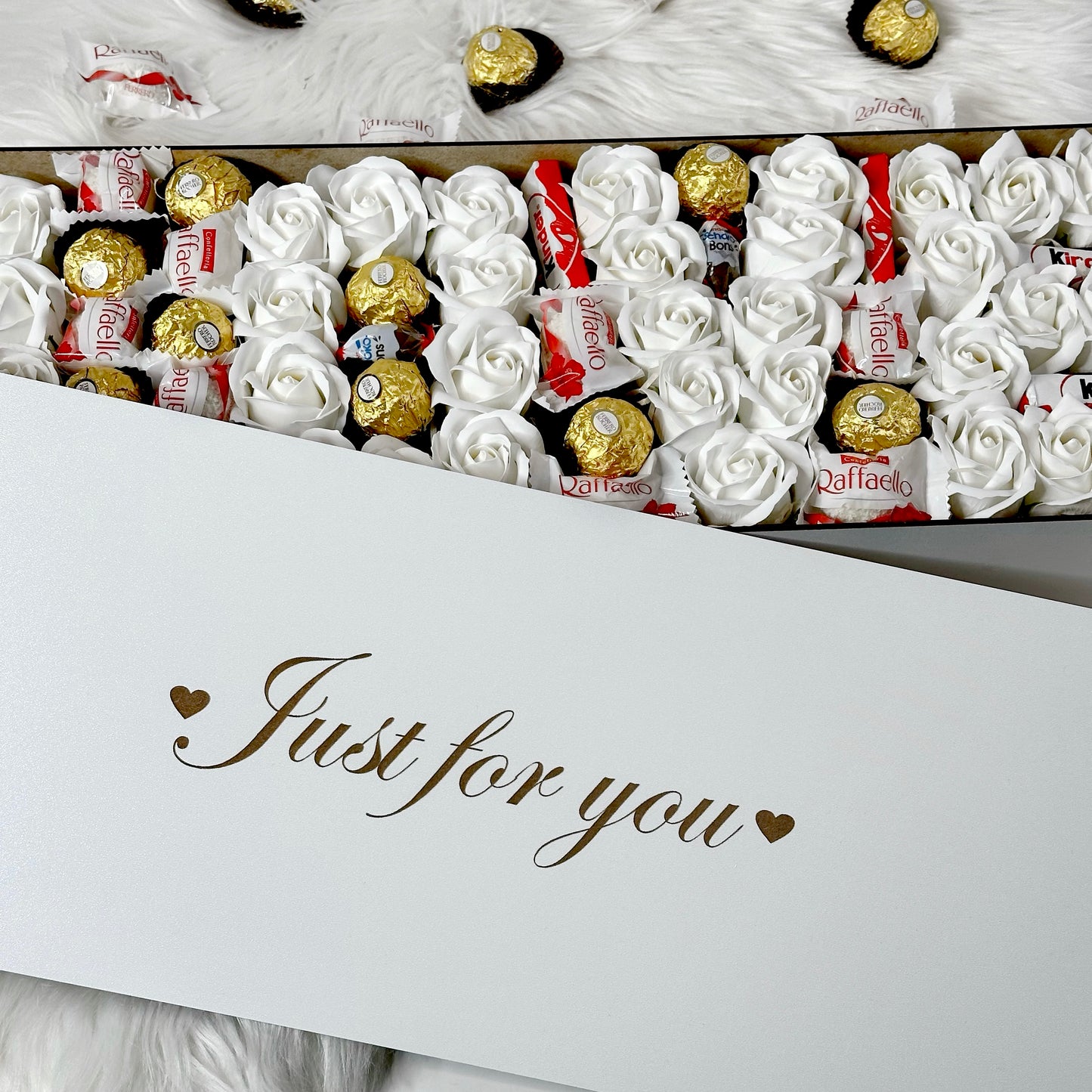 Large ‘Love’ Box 50 cm